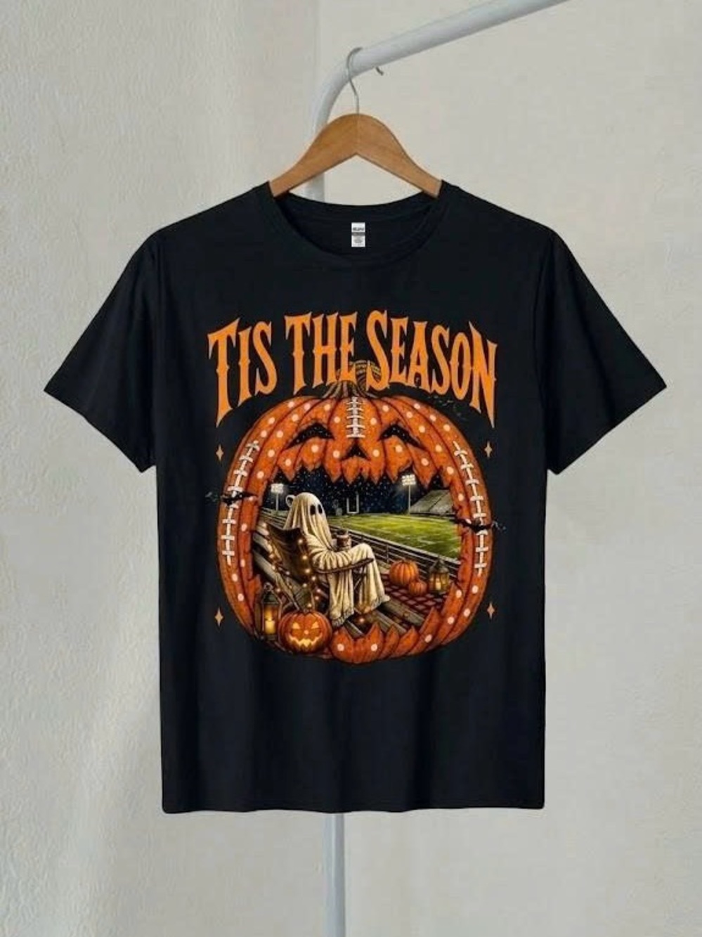 Gildan Black Halloween "Tis The Season" Pumpkin Graphic Tee